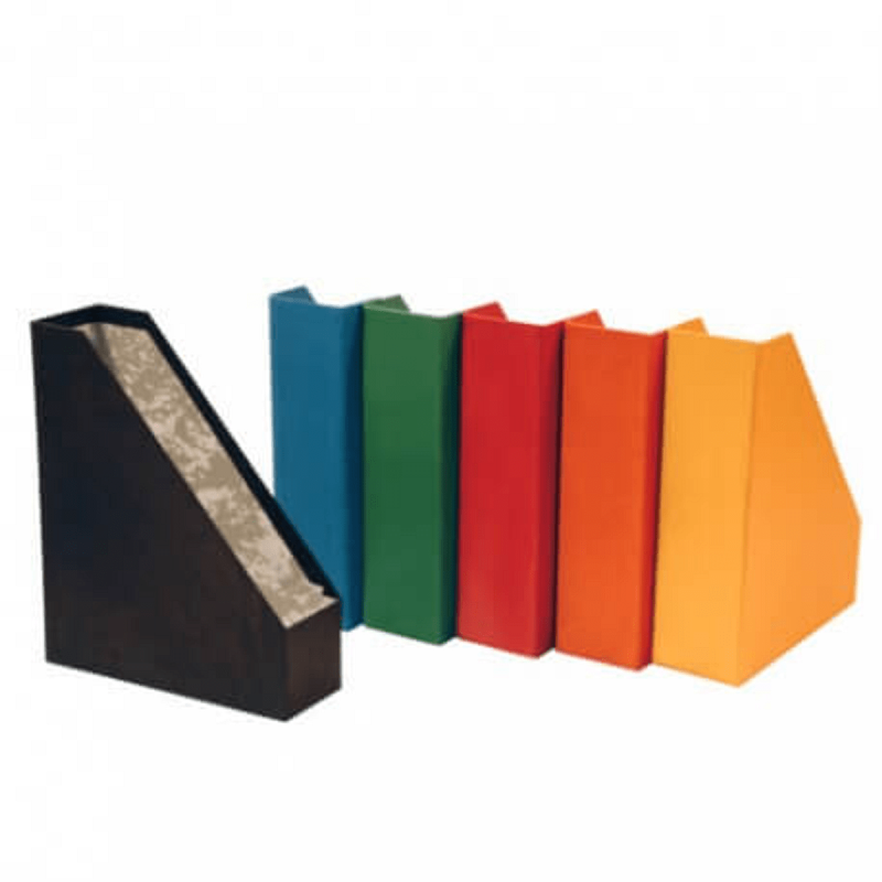 Porta revistas em cartão colorido