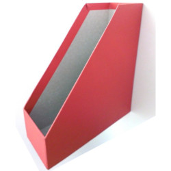 Porta revistas em cartão vermelho
