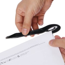 Saca-agrafos tipo caneta e abre cartas 2 em 1