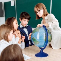 Globo terrestre iluminado