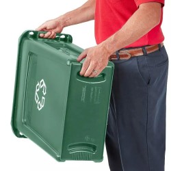 Contentores verdes para separação de resíduos