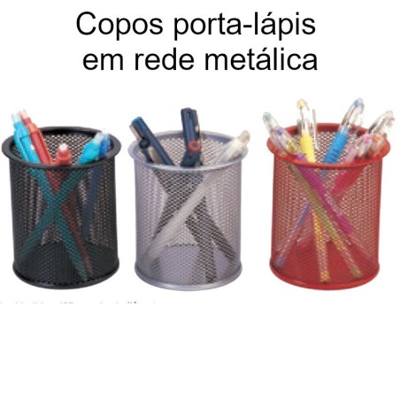 copos porta-lápis em rede metálica