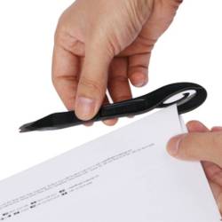 Saca-agrafos tipo caneta e abre cartas 2 em 1